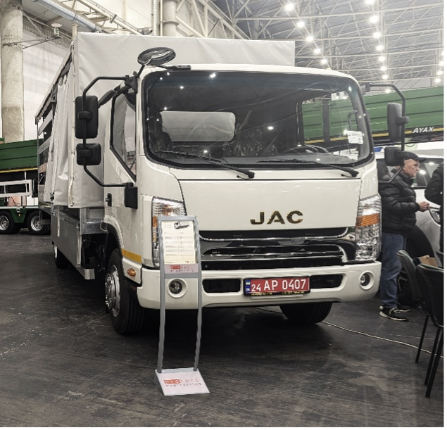 Технічні характеристики JAC N90