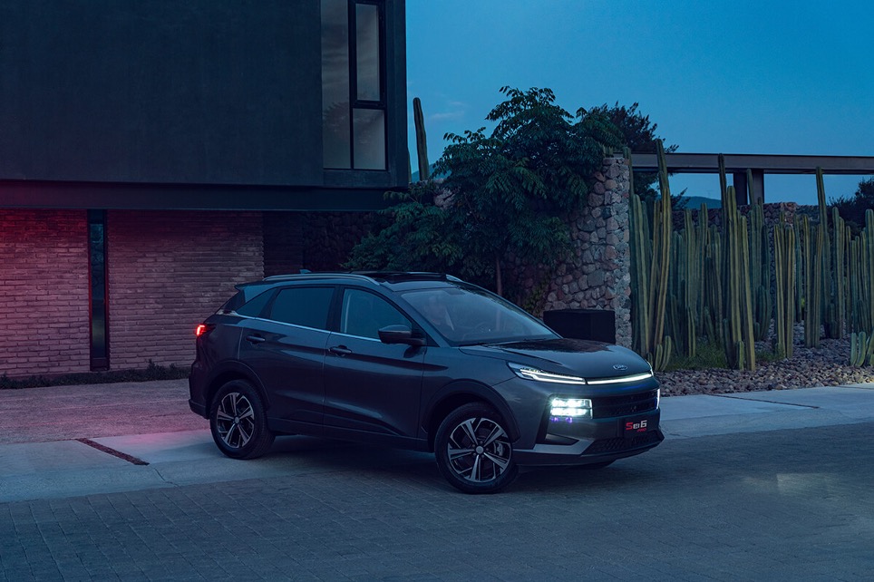 Передня частина автомобіля